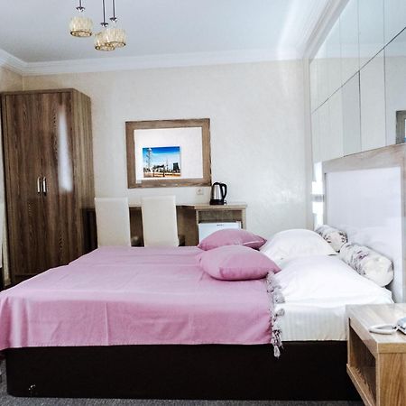 Adjara Boutique Hotel Batumi Exterior photo